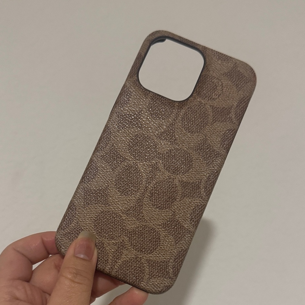 Coach Tan Patterned Phone Case 15 PROMAX IPhone